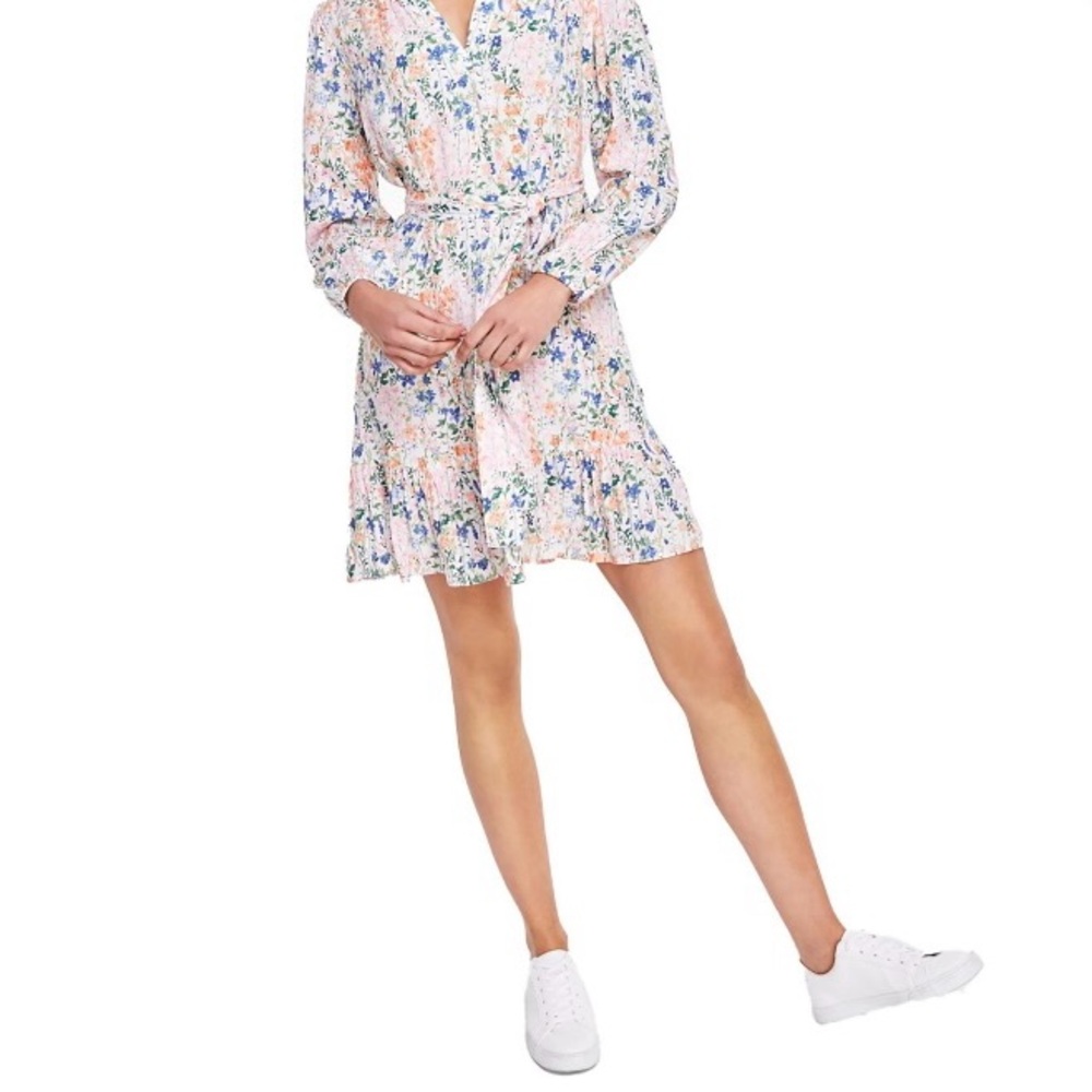 Tommy Hilfiger Womens XL
Ivory Floral Print Fit & Flare
Dress NWT Boho